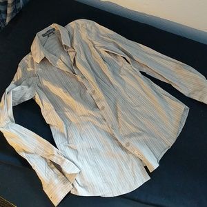 Eddie Bauer women's wrinkle resistant shirt